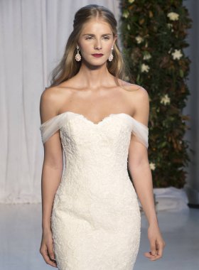 Anne Barge - Güz 2018 koleksiyonu - New York moda hafta gelin