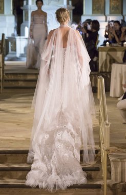 Idan Cohen - Güz 2018 koleksiyonu - New York moda hafta gelin