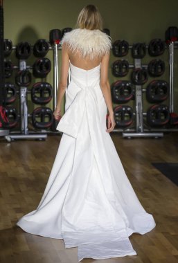 Rita Vinieris - Güz 2018 koleksiyonu - New York Fashio tarafından Rivini