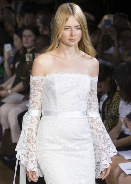 Rita Vinieris - Güz 2018 koleksiyonu - New York Fashio tarafından Rivini