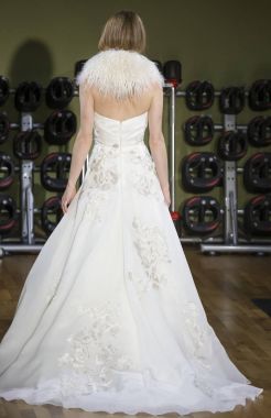 Rita Vinieris - Güz 2018 koleksiyonu - New York Fashio tarafından Rivini