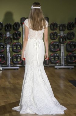 Rita Vinieris - Güz 2018 koleksiyonu - New York Fashio tarafından Rivini