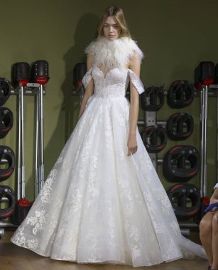 Rita Vinieris - Güz 2018 koleksiyonu - New York Fashio tarafından Rivini