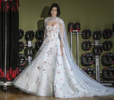 Rita Vinieris - Güz 2018 koleksiyonu - New York Fashio tarafından Rivini