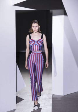 Kendi portresi show - bahar yaz 2018, New York Moda Haftası