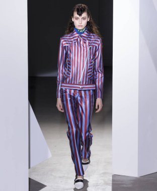 Kendi portresi show - bahar yaz 2018, New York Moda Haftası