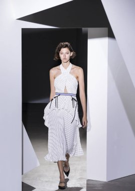 Kendi portresi show - bahar yaz 2018, New York Moda Haftası