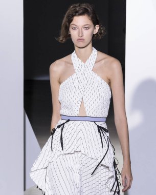 Kendi portresi show - bahar yaz 2018, New York Moda Haftası