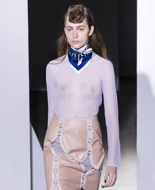 Kendi portresi show - bahar yaz 2018, New York Moda Haftası