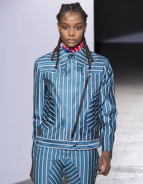 Kendi portresi show - bahar yaz 2018, New York Moda Haftası