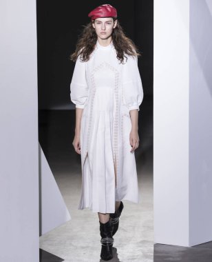 Kendi portresi show - bahar yaz 2018, New York Moda Haftası