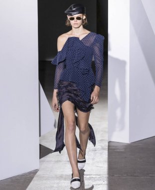 Kendi portresi show - bahar yaz 2018, New York Moda Haftası