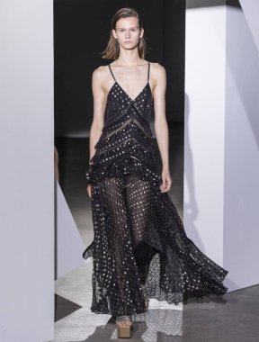 Kendi portresi show - bahar yaz 2018, New York Moda Haftası