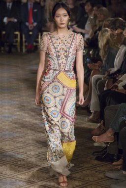 Dennis Basso show - bahar yaz 2018, New York Moda Haftası