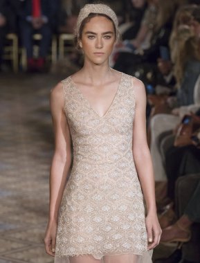 Dennis Basso show - bahar yaz 2018, New York Moda Haftası