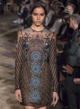 Dennis Basso show - bahar yaz 2018, New York Moda Haftası