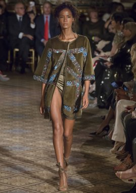 Dennis Basso show - bahar yaz 2018, New York Moda Haftası