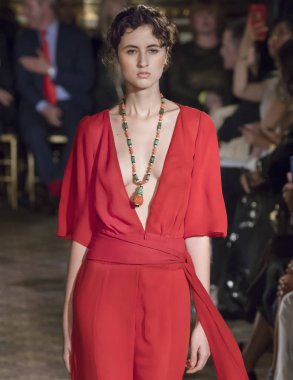 Dennis Basso show - bahar yaz 2018, New York Moda Haftası