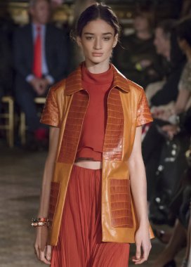 Dennis Basso show - bahar yaz 2018, New York Moda Haftası