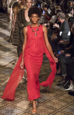 Dennis Basso - bahar 2018 koleksiyonu