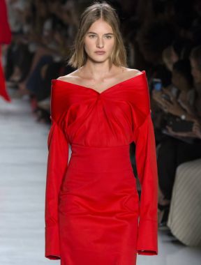 Öğlene kadar Noor show - bahar yaz 2018, New York Moda Haftası