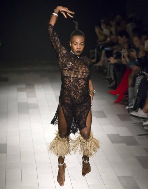 Desigual show - bahar yaz 2018, New York Moda Haftası