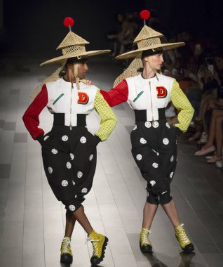 Desigual show - bahar yaz 2018, New York Moda Haftası