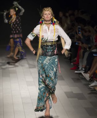 Desigual show - bahar yaz 2018, New York Moda Haftası