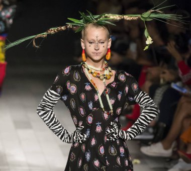 Desigual show - bahar yaz 2018, New York Moda Haftası