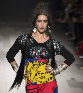 Desigual show - bahar yaz 2018, New York Moda Haftası