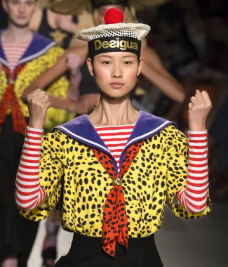 Desigual show - bahar yaz 2018, New York Moda Haftası