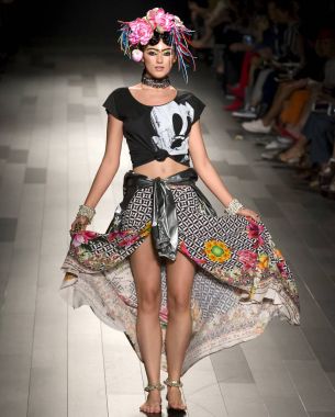 Desigual show - bahar yaz 2018, New York Moda Haftası