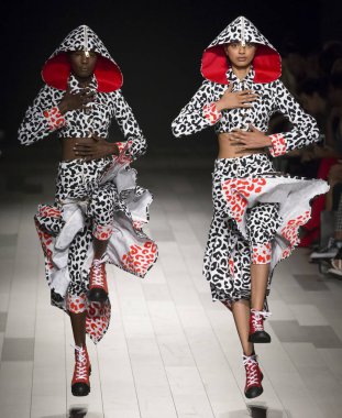 Desigual show - bahar yaz 2018, New York Moda Haftası