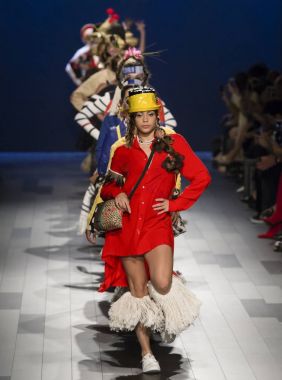 Desigual show - bahar yaz 2018, New York Moda Haftası