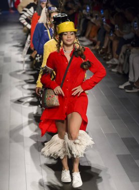 Desigual show - bahar yaz 2018, New York Moda Haftası