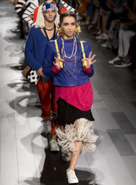 Desigual show - bahar yaz 2018, New York Moda Haftası