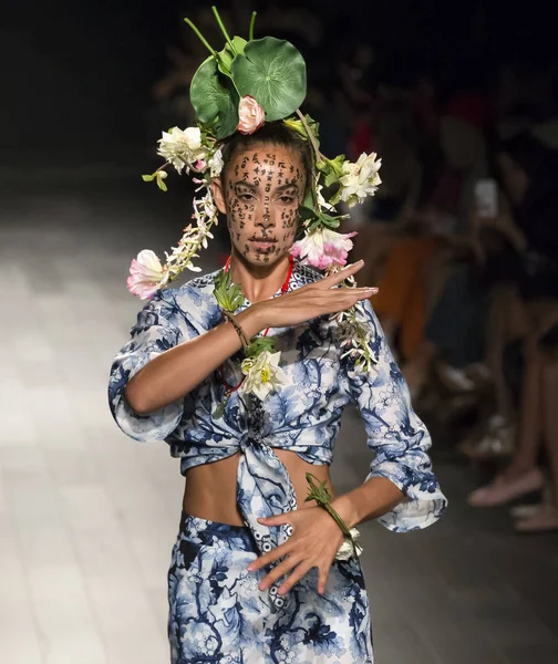 Desigual show - bahar yaz 2018, New York Moda Haftası