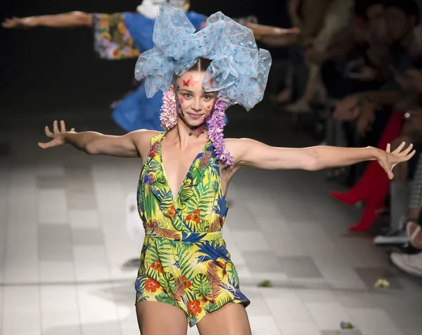 Desigual show - bahar yaz 2018, New York Moda Haftası