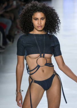 Chromat show - bahar yaz 2018, New York Moda Haftası