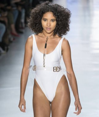 Chromat show - bahar yaz 2018, New York Moda Haftası