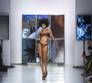 Chromat show - bahar yaz 2018, New York Moda Haftası