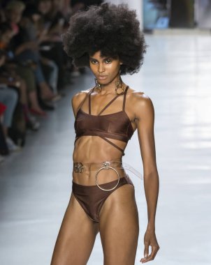 Chromat show - bahar yaz 2018, New York Moda Haftası