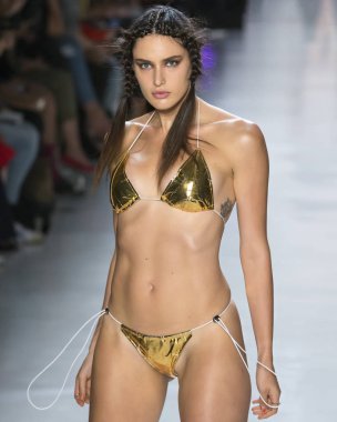 Chromat show - bahar yaz 2018, New York Moda Haftası