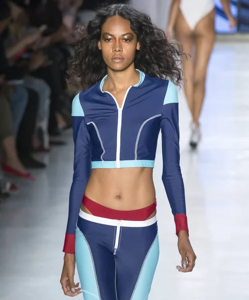 Chromat Show - Primavera Verão 2018, New York Fashion Week — Fotografia de Stock