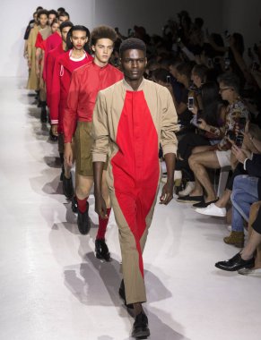 Carlos Campos - erkekler bahar yaz 2018 Mens Show