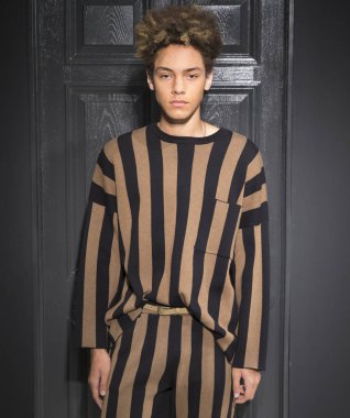 Gustav Von Aschenbach Robert Geller tanıtımı - erkekler bahar tarafından