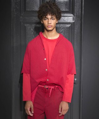 Gustav Von Aschenbach Robert Geller tanıtımı - erkekler bahar tarafından