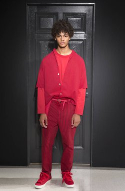 Gustav Von Aschenbach Robert Geller tanıtımı - erkekler bahar tarafından