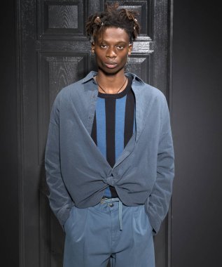 Gustav Von Aschenbach Robert Geller tanıtımı - erkekler bahar tarafından