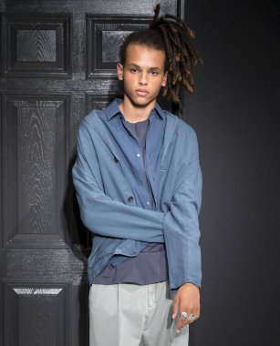 Gustav Von Aschenbach Robert Geller tanıtımı - erkekler bahar tarafından